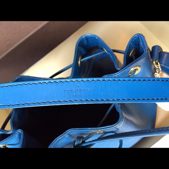 ‼️SOLD‼️LV Toledo Blue Epi Petit Noe Bag - Picture 14 of 16